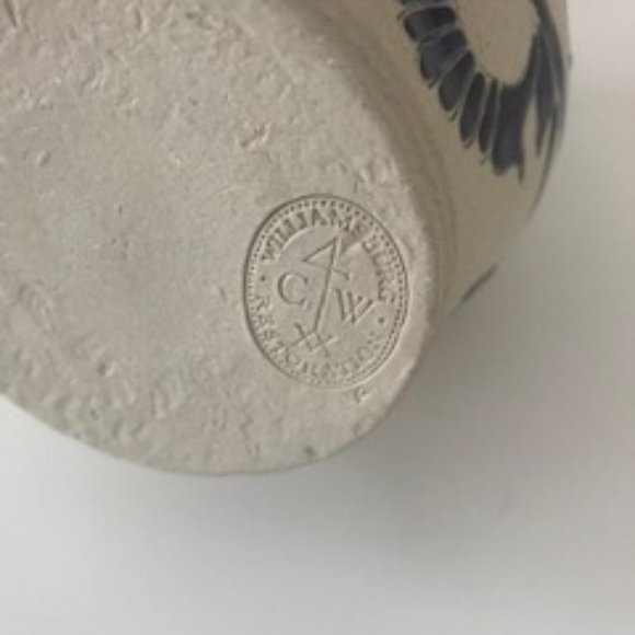 Williamsburg Colonial Pottery - Picture 3 of 3